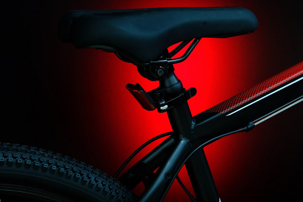 Heam Alpha 200 Матовый Чёрный/Красный рама 17 (на рост 155-173)